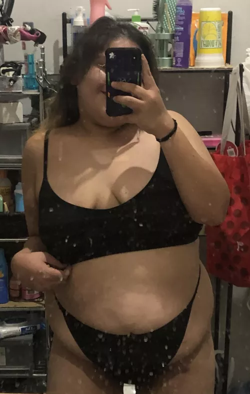 i bet your gf doesn’t send photos like this c;