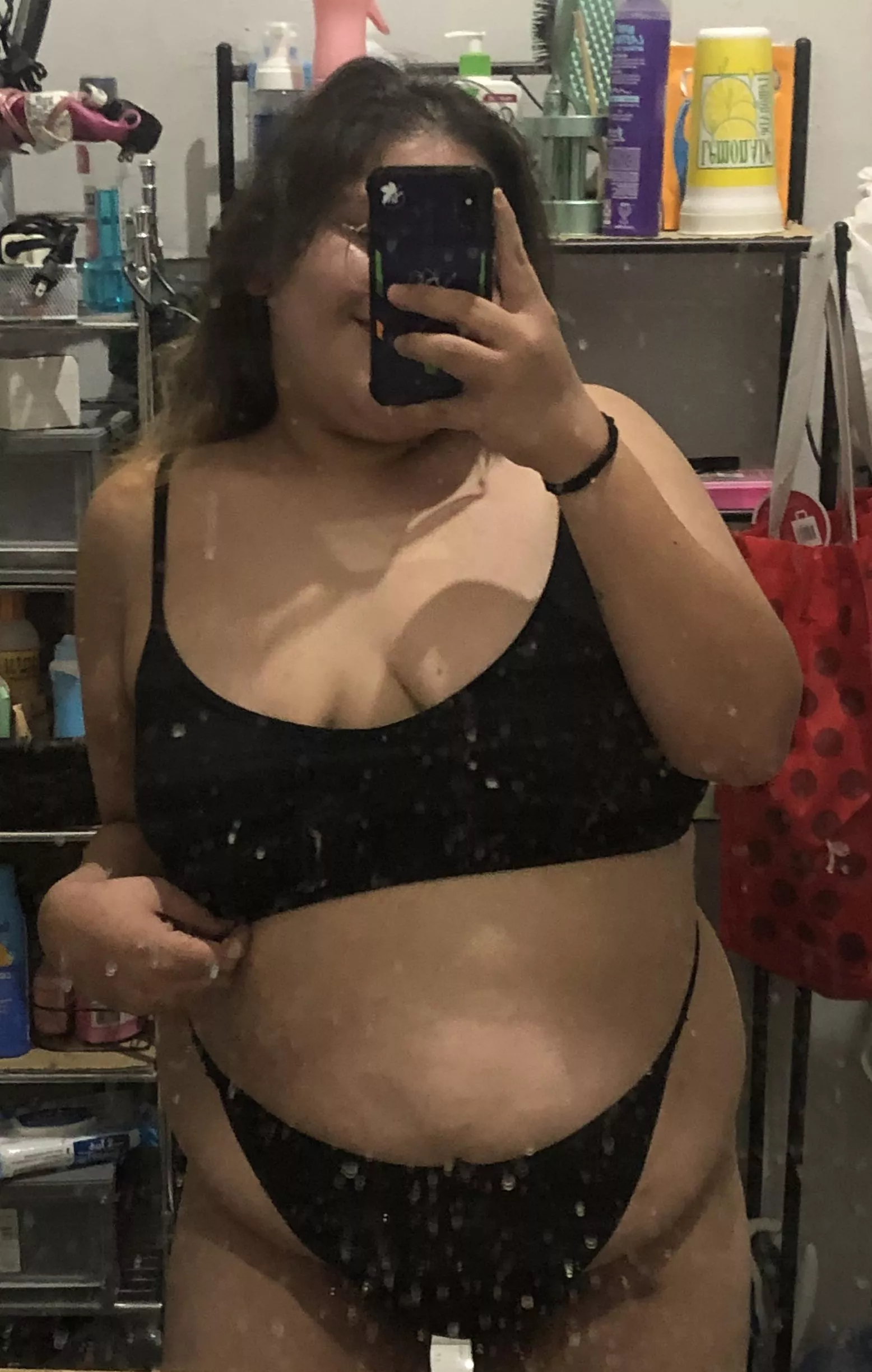 i bet your gf doesn’t send photos like this c;