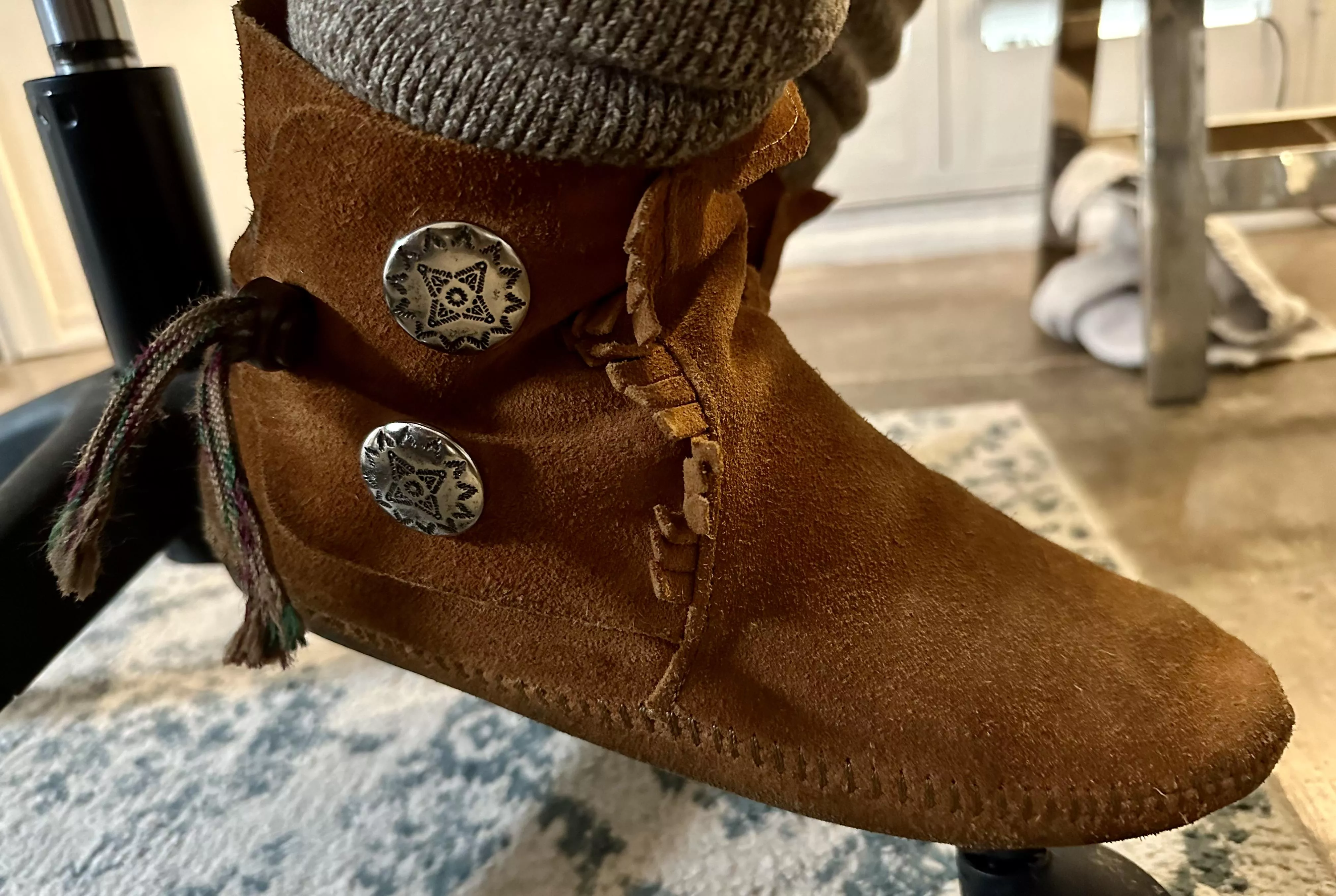 Native American Fox Indian Moccasin Boots 