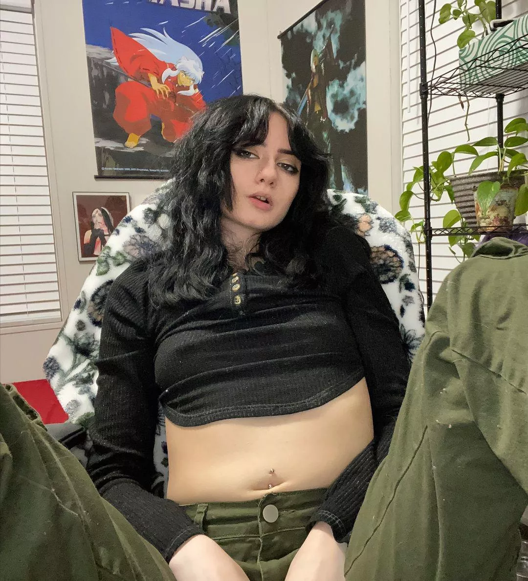 noticing the pattern of white haired men happening on my walls behind me [T]