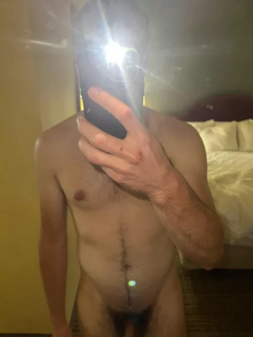 [24] year old bro bored and in a hotel room, what would you do if you were here?