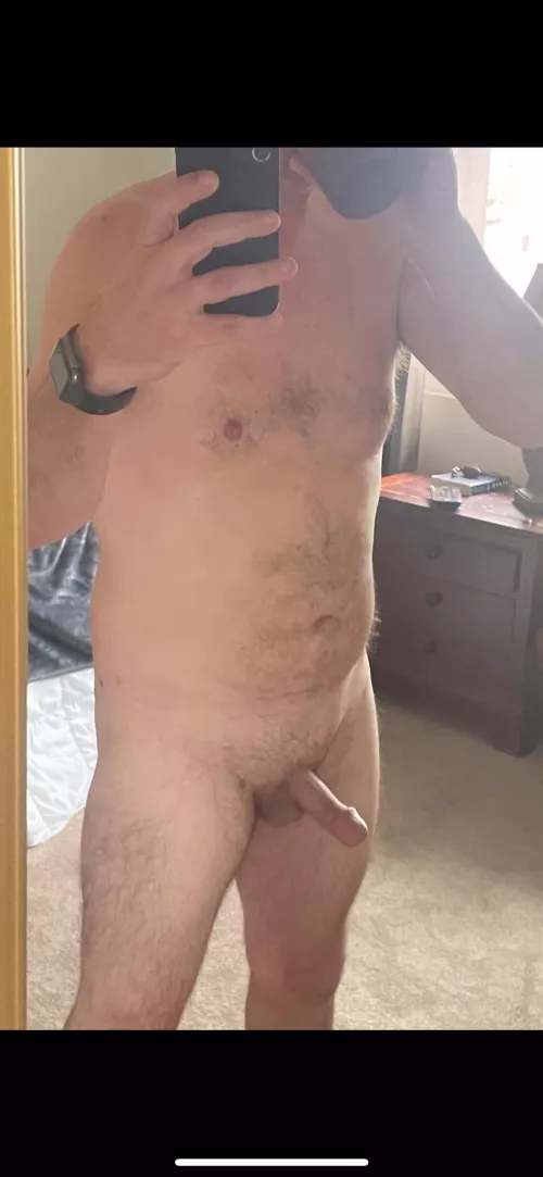 (43) Post shower dadbod looking for some company. 