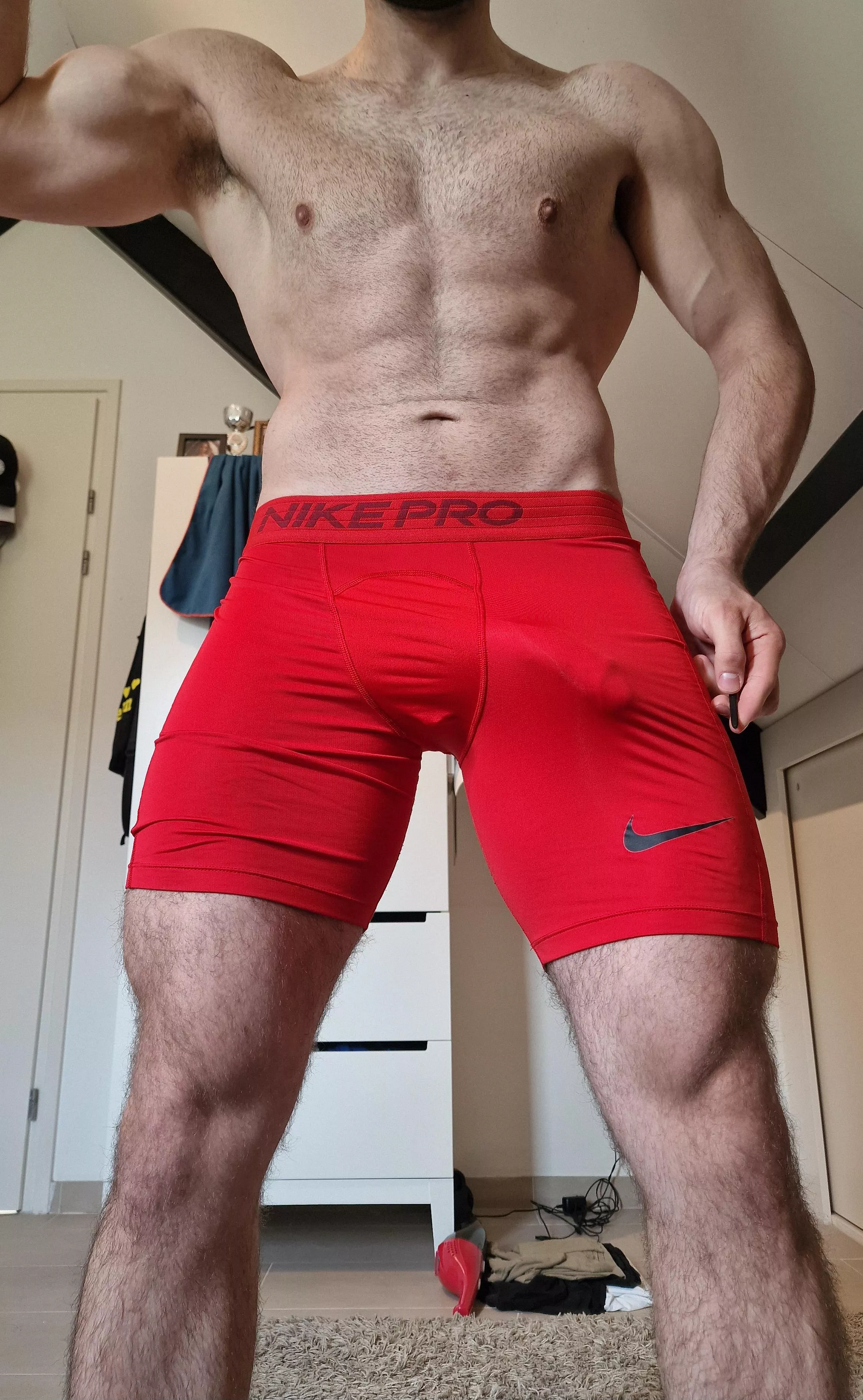 bet you wanna get crushed between my thick thighs don't you?