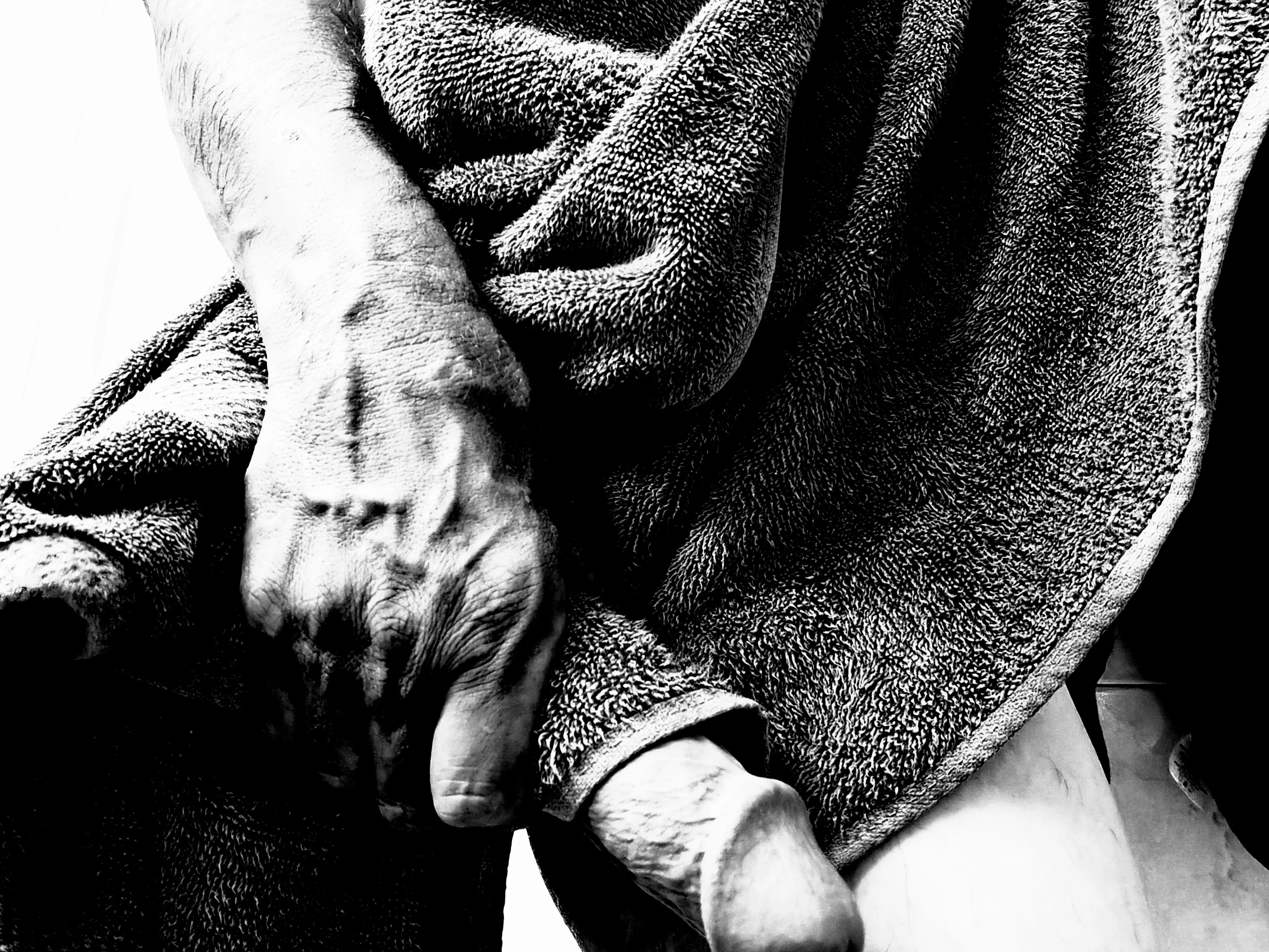 Do after shower pics count? (48)