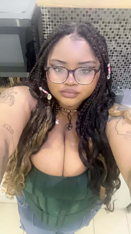 Do you think I’m pretty? 