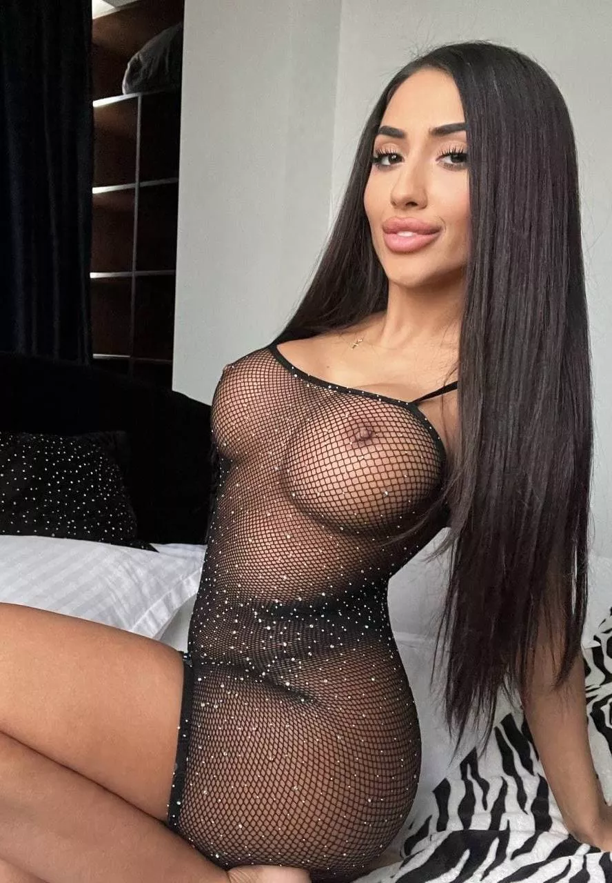 Finish all over my juicy boobies this afternoon