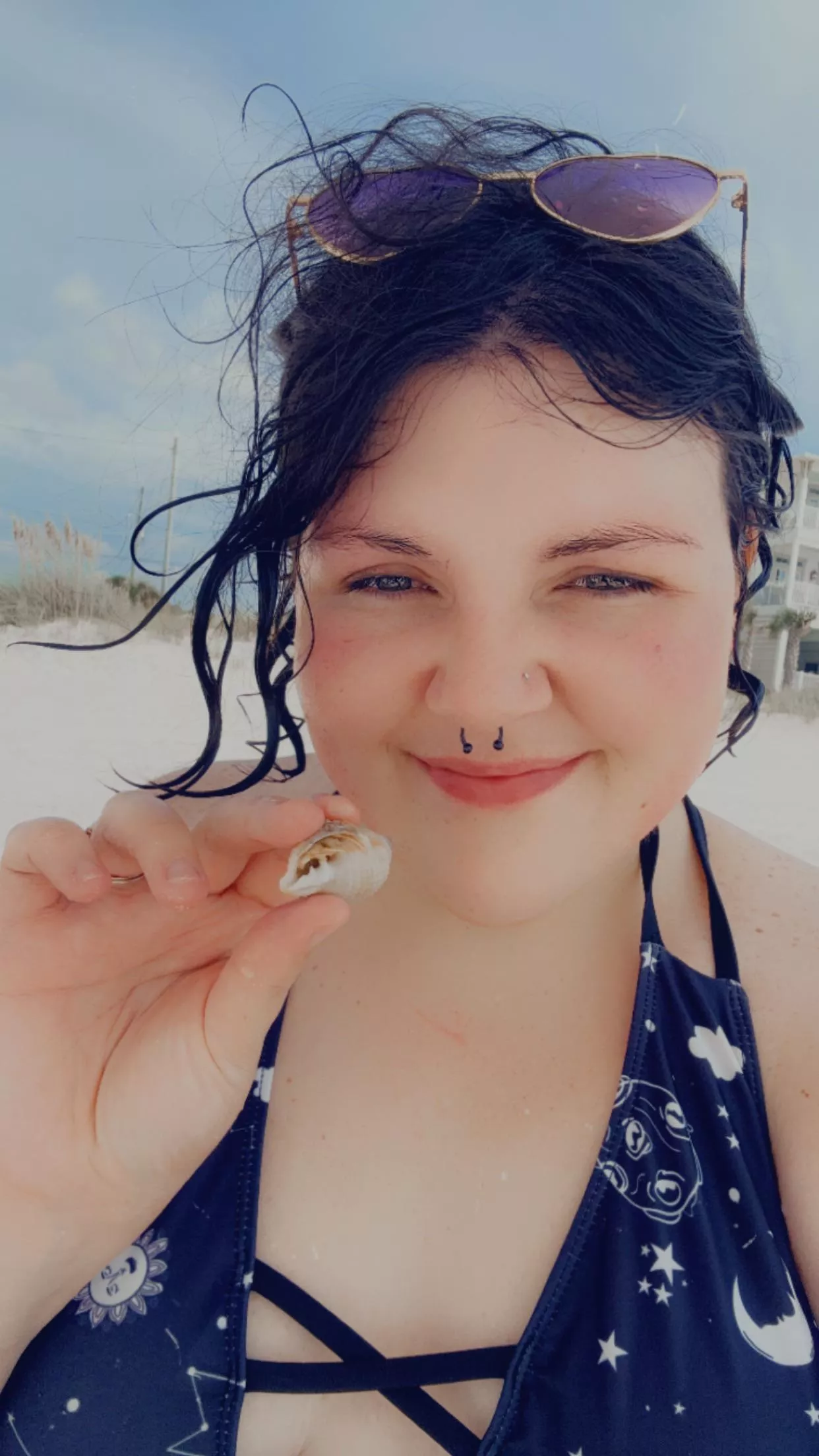 Found a lil hermit crab. 💕