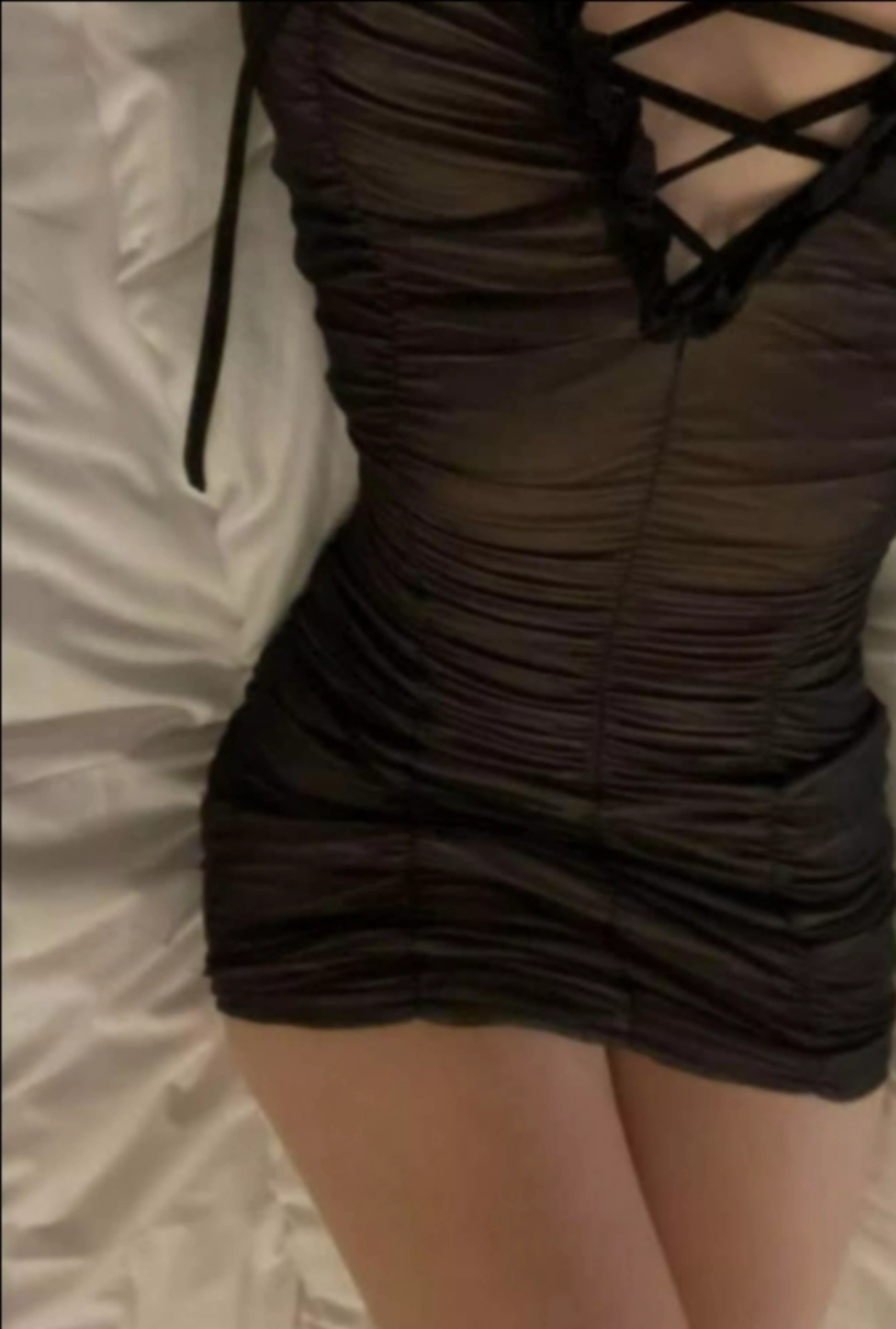 I just had a breakup so you get my nudes now