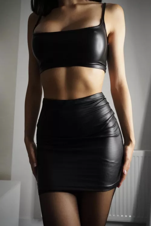 I know you like my skirt.