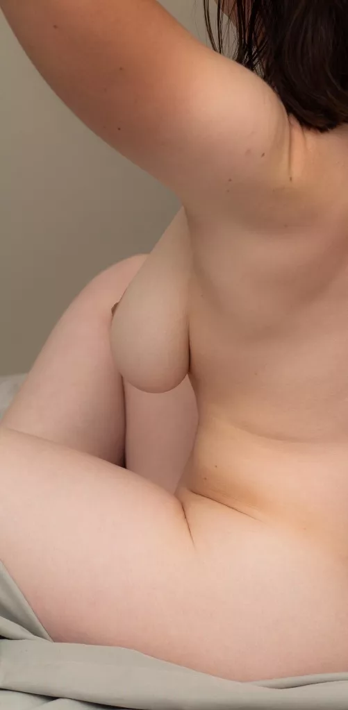 I love the way my boobs hang 