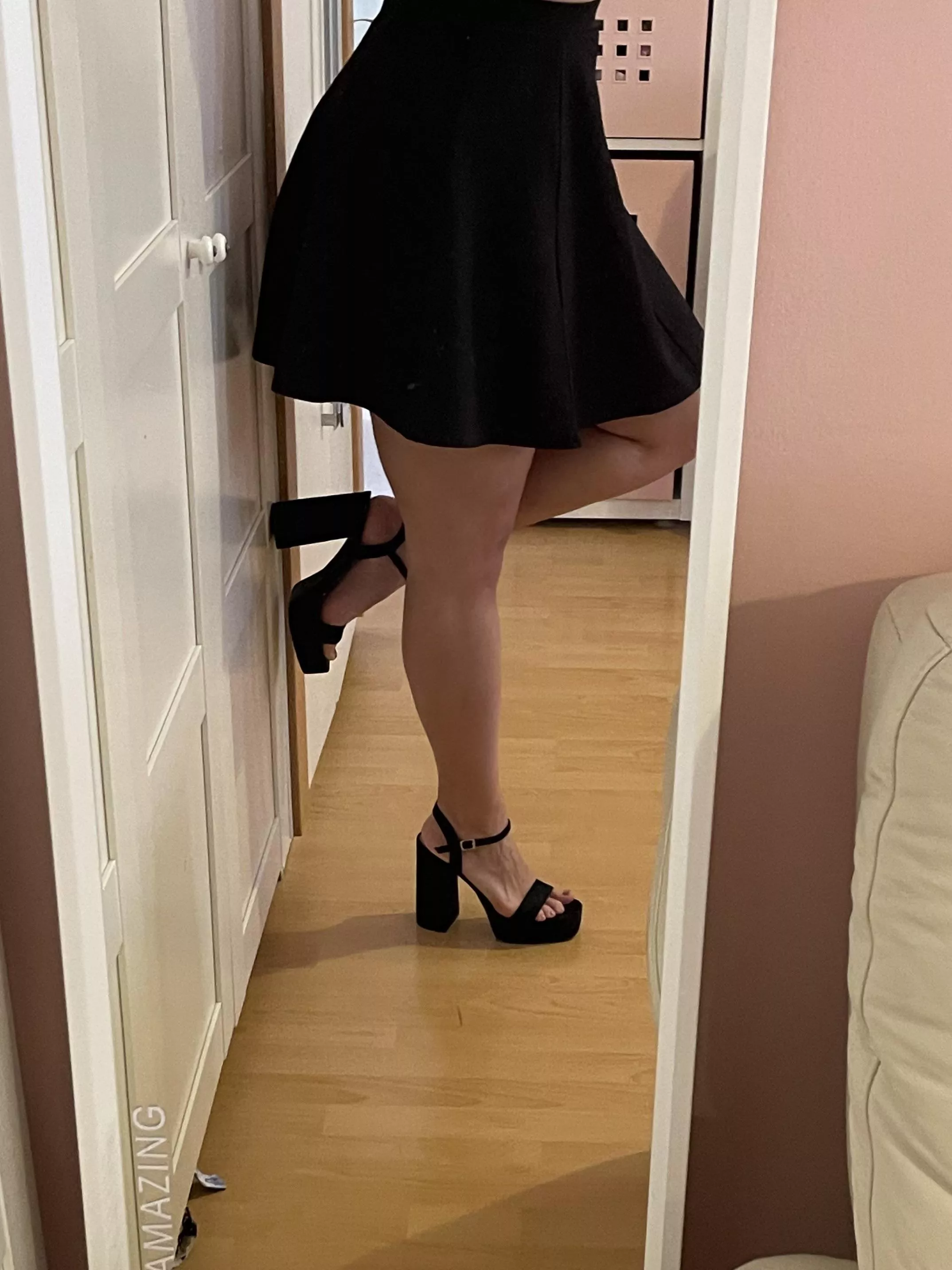 I think platform heels look good on me