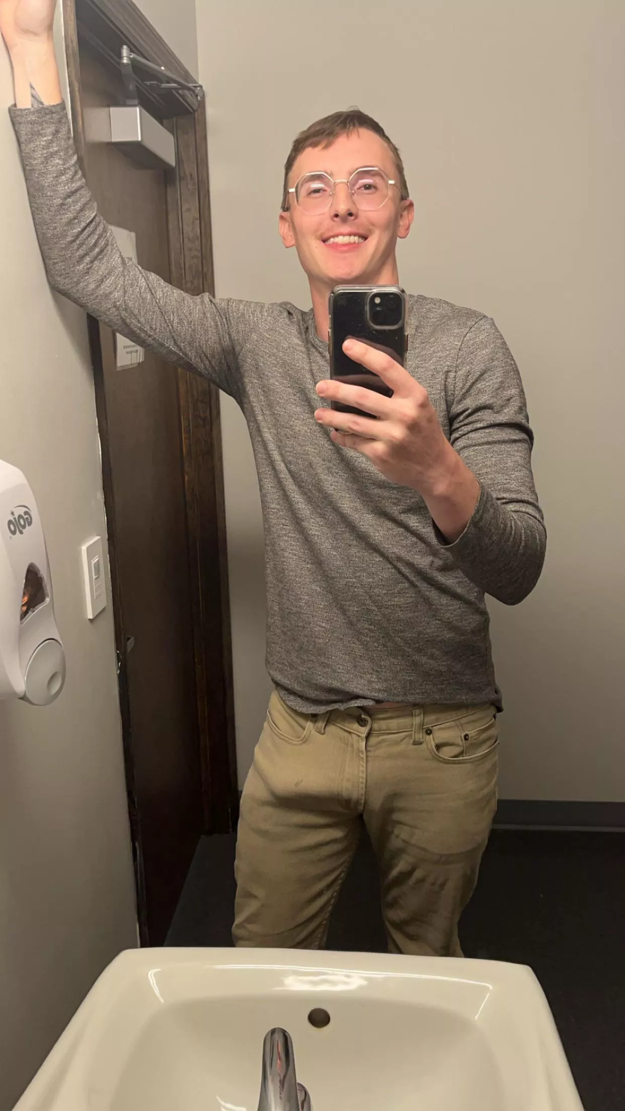 I wonder why I make so many friends when I wear these pants?