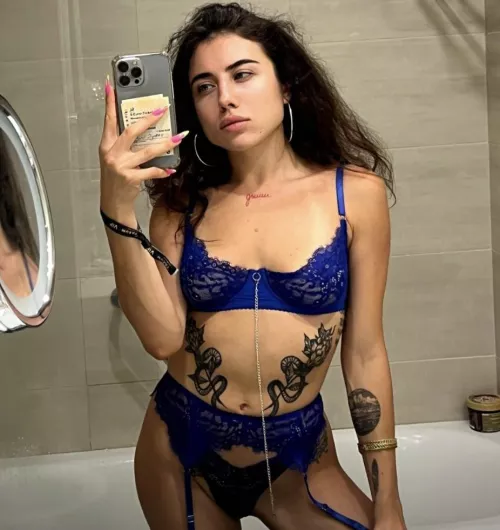 My favorite mirror for selfies