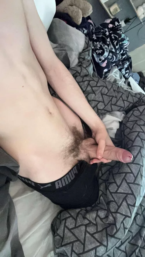 Rate me and send me your cocks in dms 😈😈