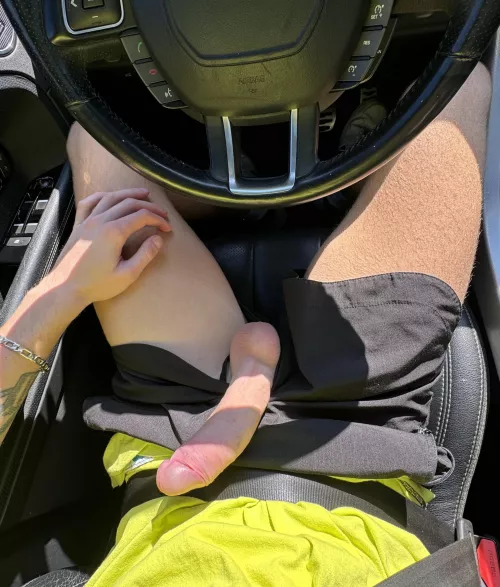 Take my huge dick right in the parking lot of the shopping center