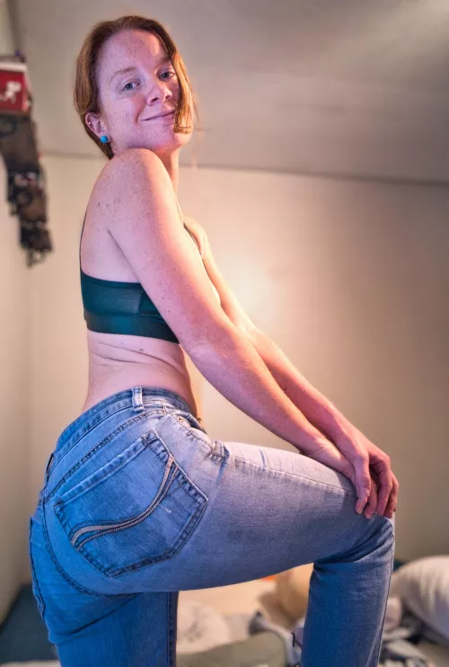 Tell me how often you'd drop by if I lived next door🏠