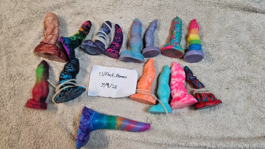 WTS Multiple toys (US)