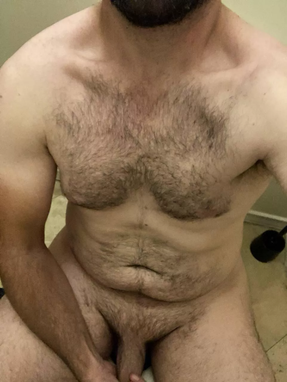 (36) Not the thickest, but I like the fur.
