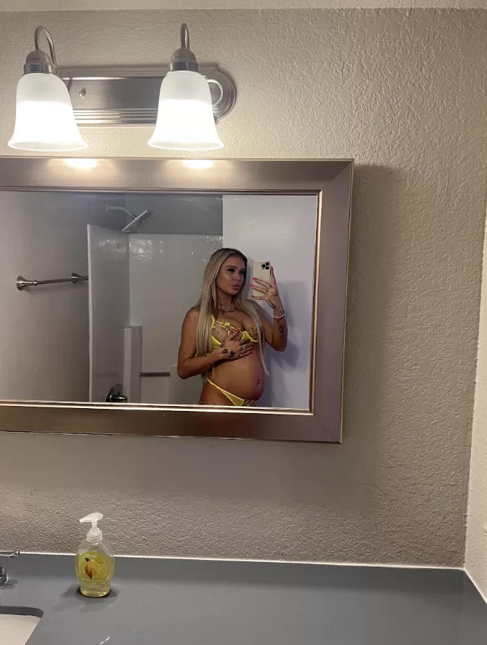 do you love seeing a pregnant girl get dressed sexy :)