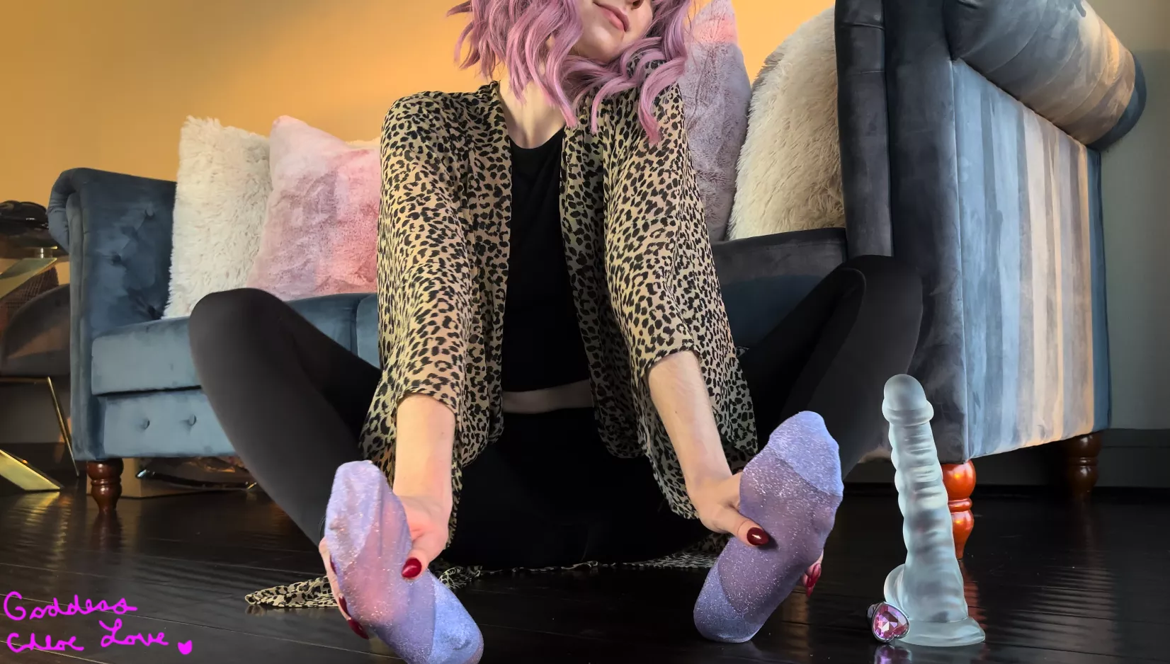 [F] see thru shinny socks.