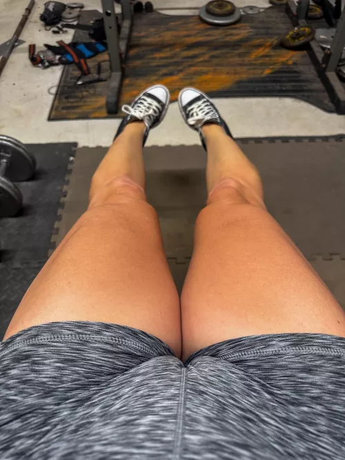 Just a lil workout pic…nothing to see here ;) 