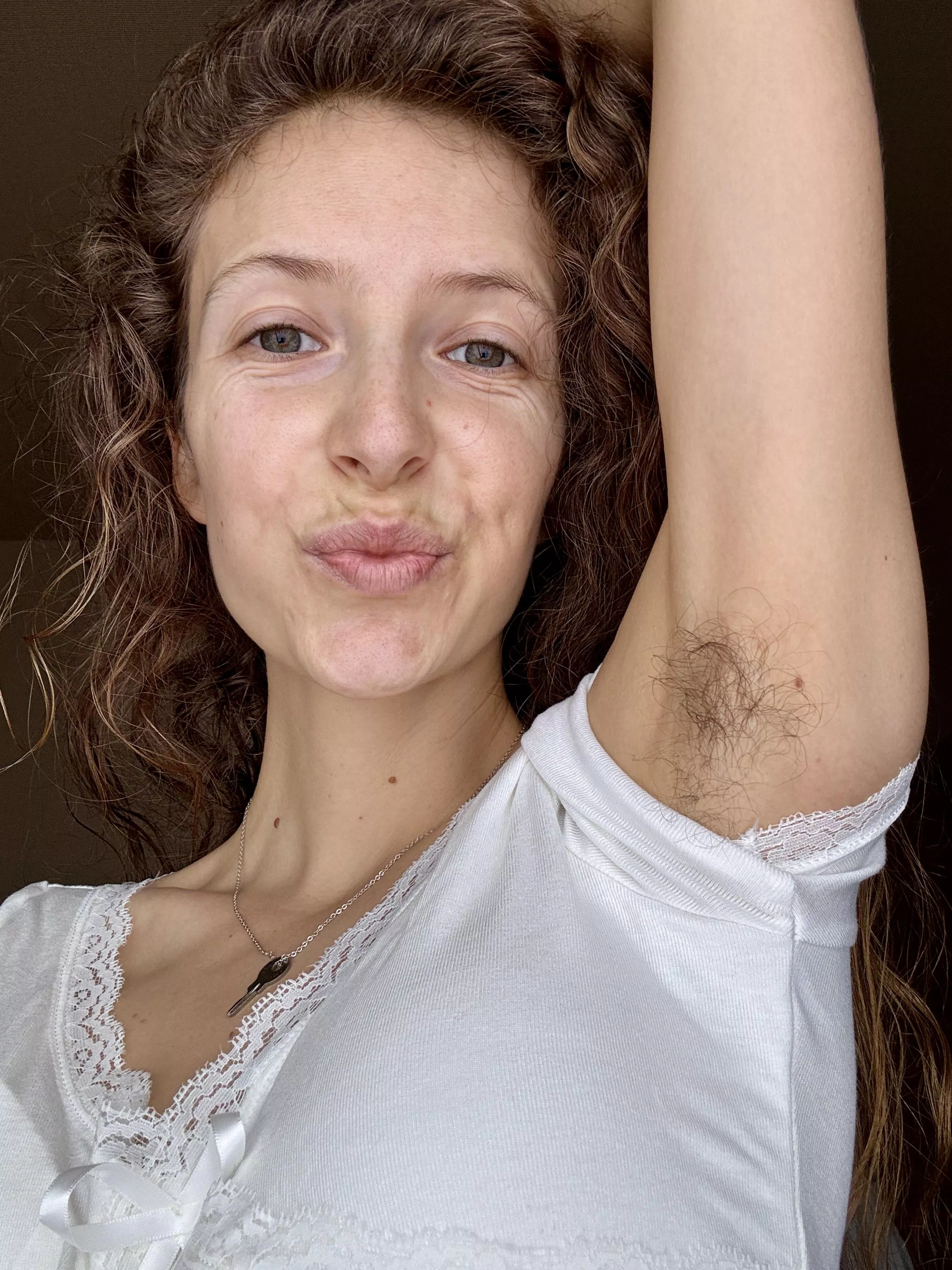 These armpits could barely get any longer