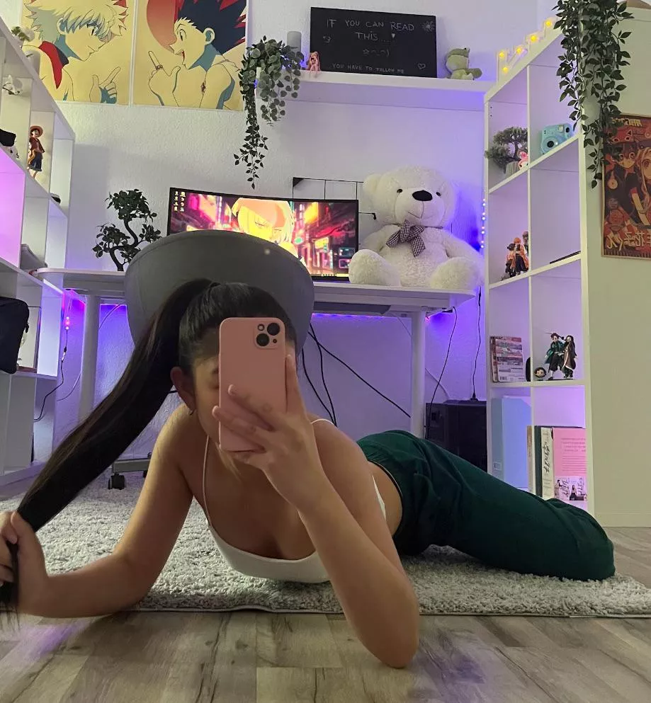 U are allowed to pull my hair aswell~