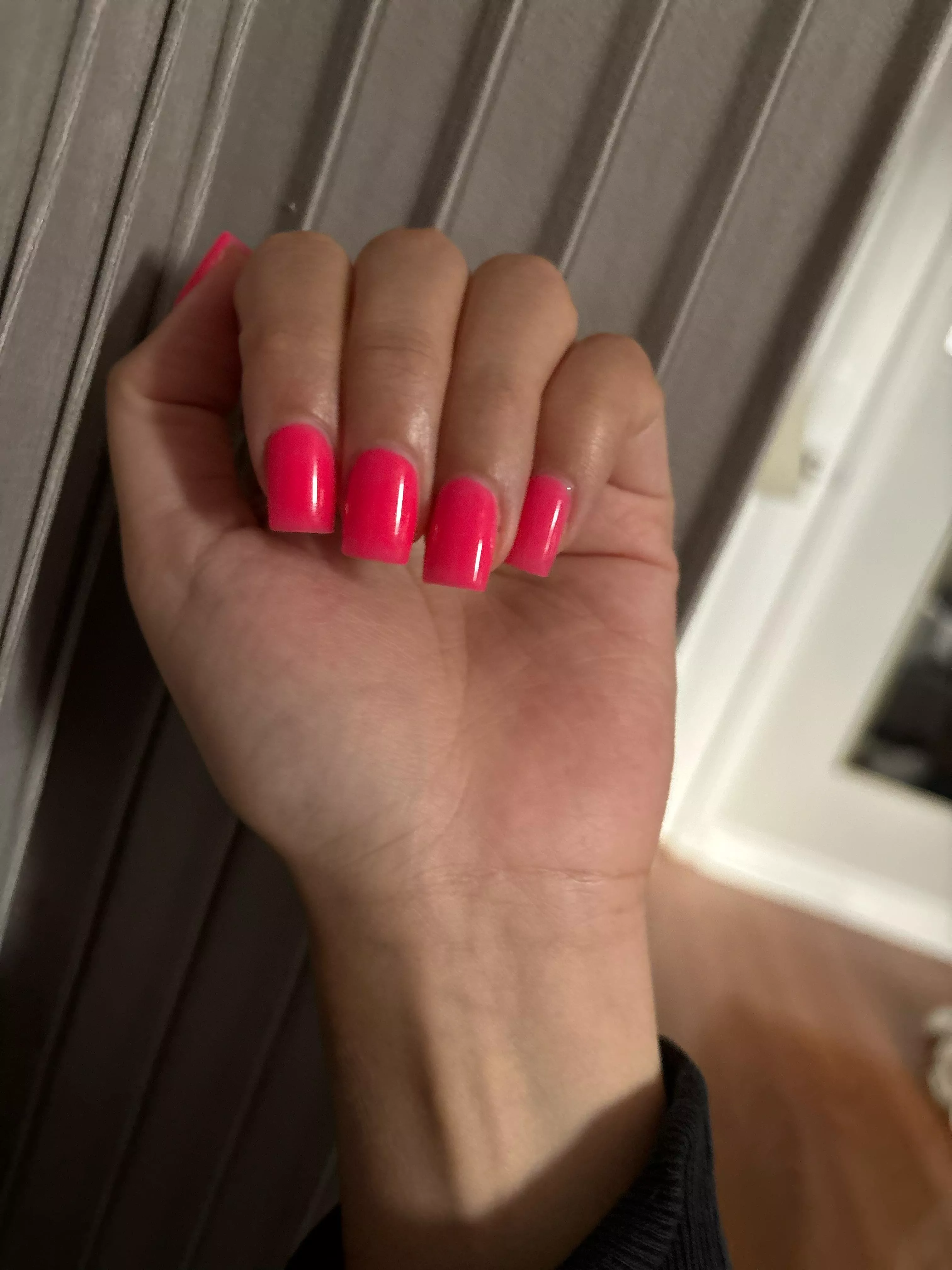 What do you think of my pretty pink nails ?
