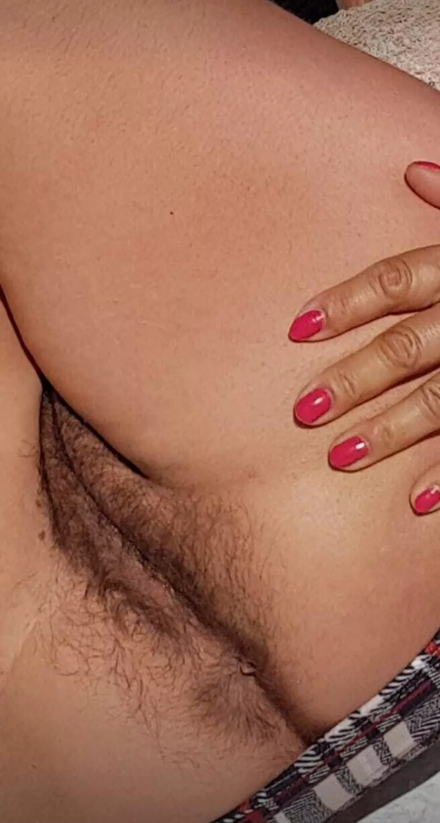 Who loves a hairy ass? Y or N