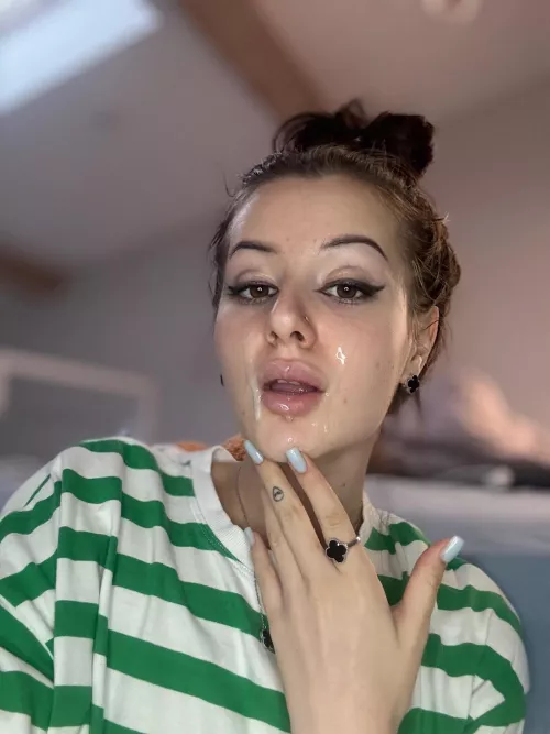 daddy gave me a portion and a lot of it to smear all over my face