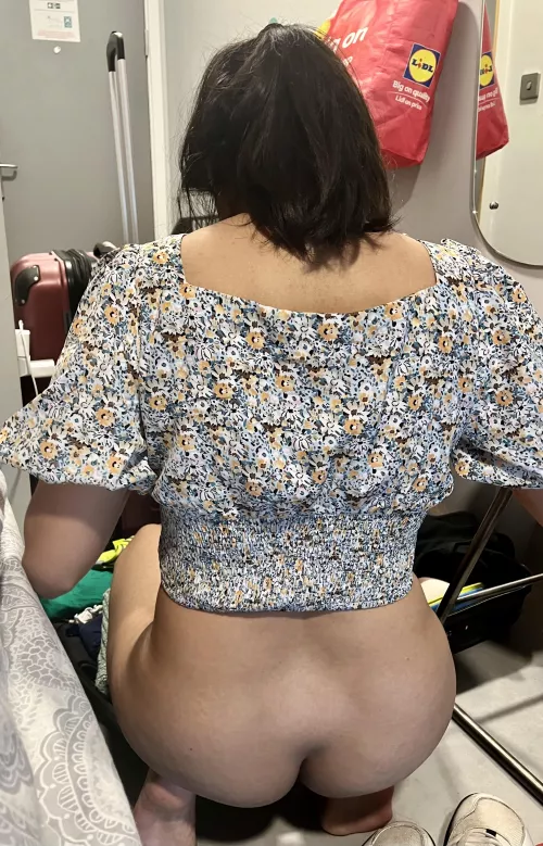 Did you see my panties? Can’t [f]ind the[m] 🥲 