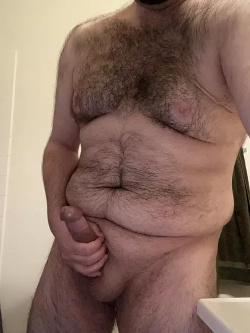 Feeling a little bloated. I’m sure you could help relieve the pressure 😘