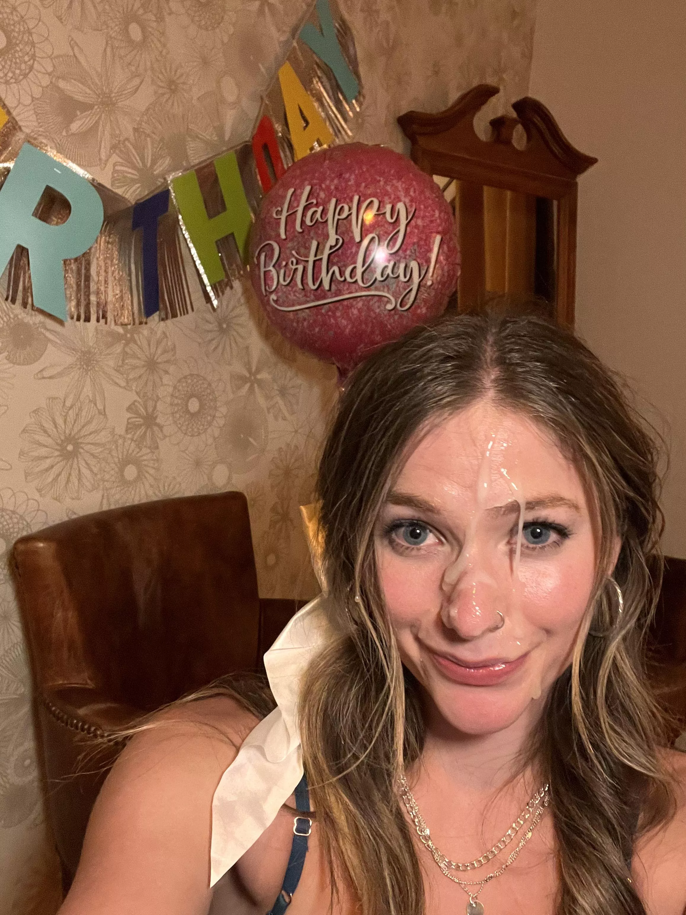 Feeling like a cum queen :)