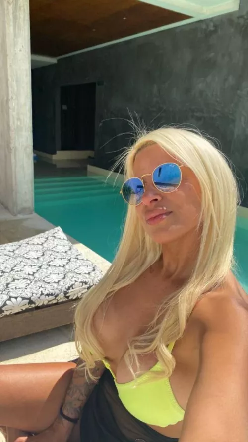 in this swimsuit, will you let me in your pool