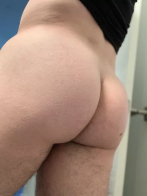 Need a spotter for heavy squats, who is going to volunteer as tribute?