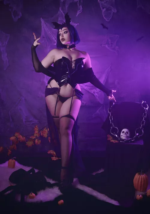 Spooky goddness Raven is here to wish you a goodnight<3