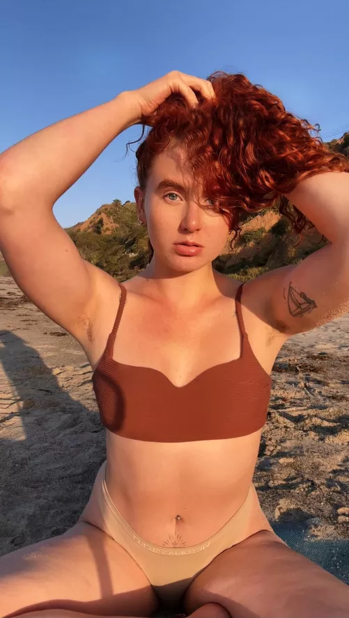 All-natural siren, calling you into the depths 😘