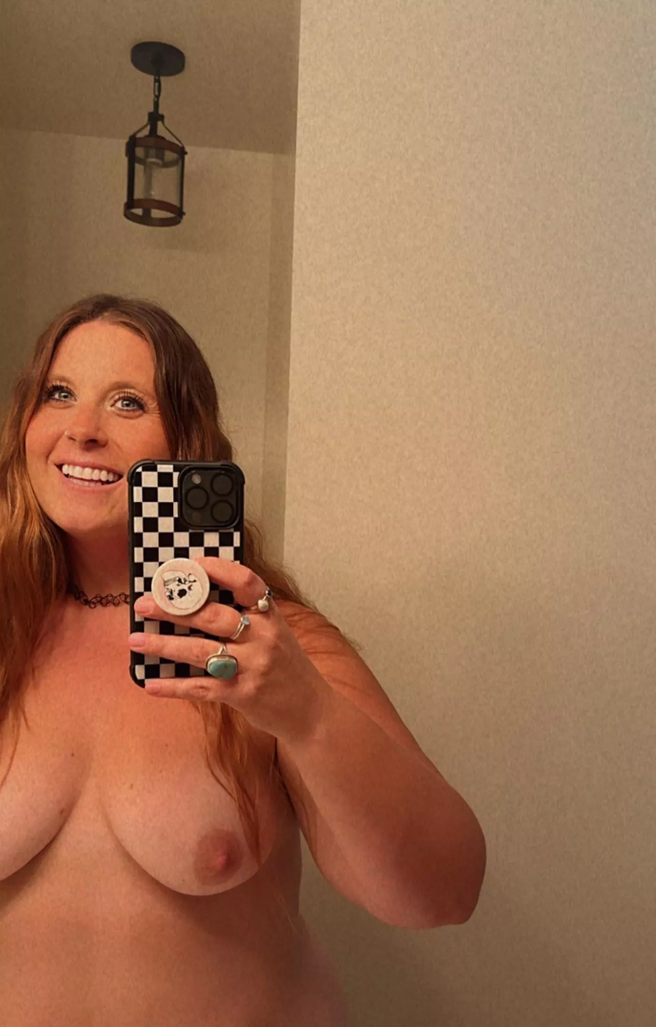 Come play and you can see the other one 😏