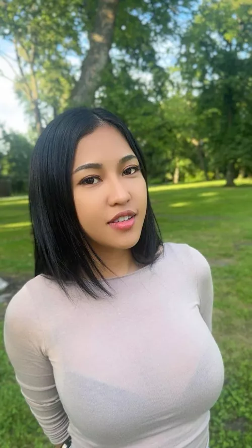 Do the older guys here think I'm cute?