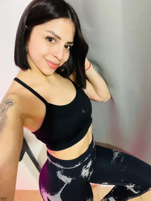 I wore this to the gym and no guy approached me, am I not sexy enough?