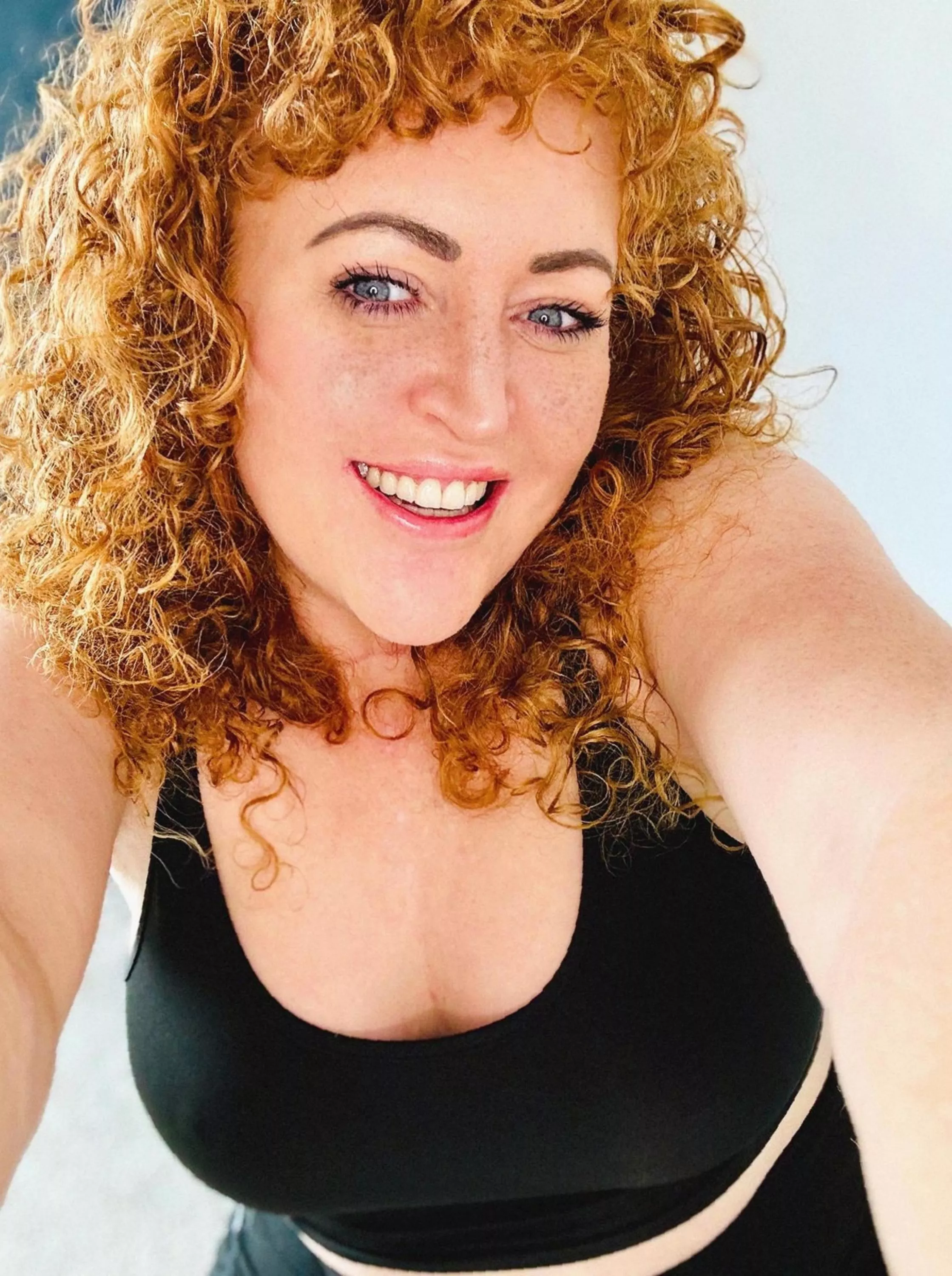 [IRTR] I've heard that this might be the place for 32 year old redheads with curly hair