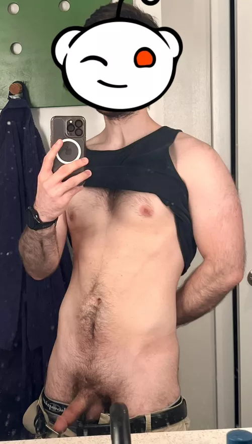 Mondays are for posting nudes