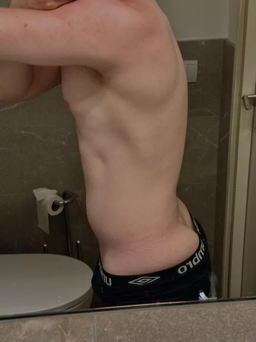 they getting a bit too small 🍑