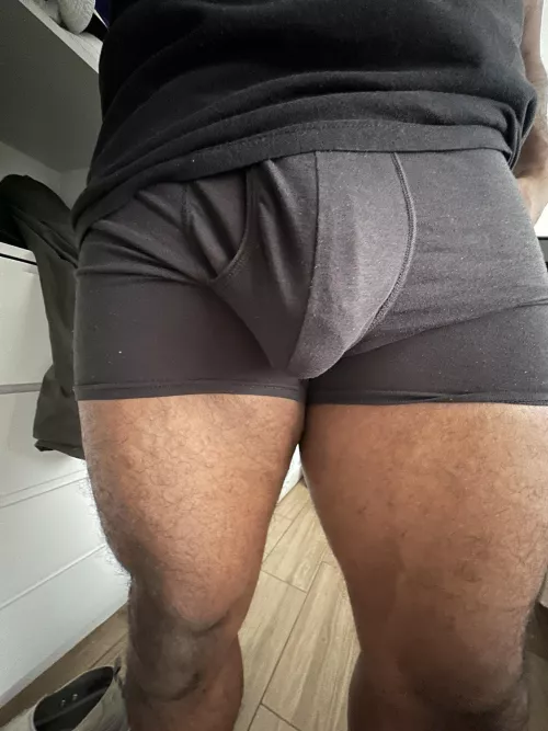 Black boxer briefs