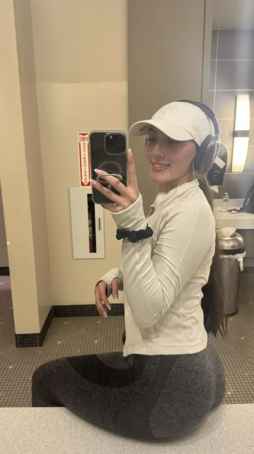 How do we feel about these grey yoga pants on me?