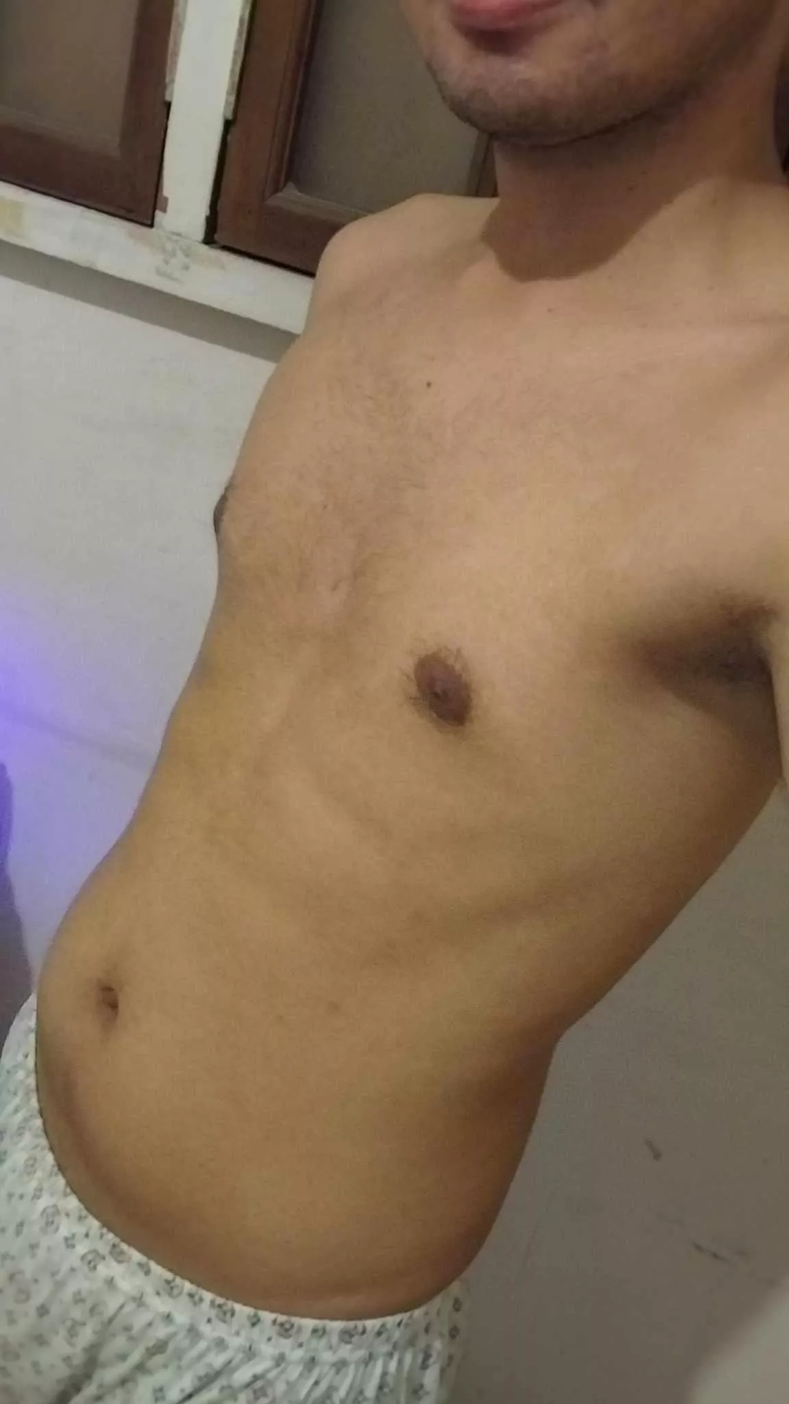 looking for bros to share pits pics with, and more hmu 