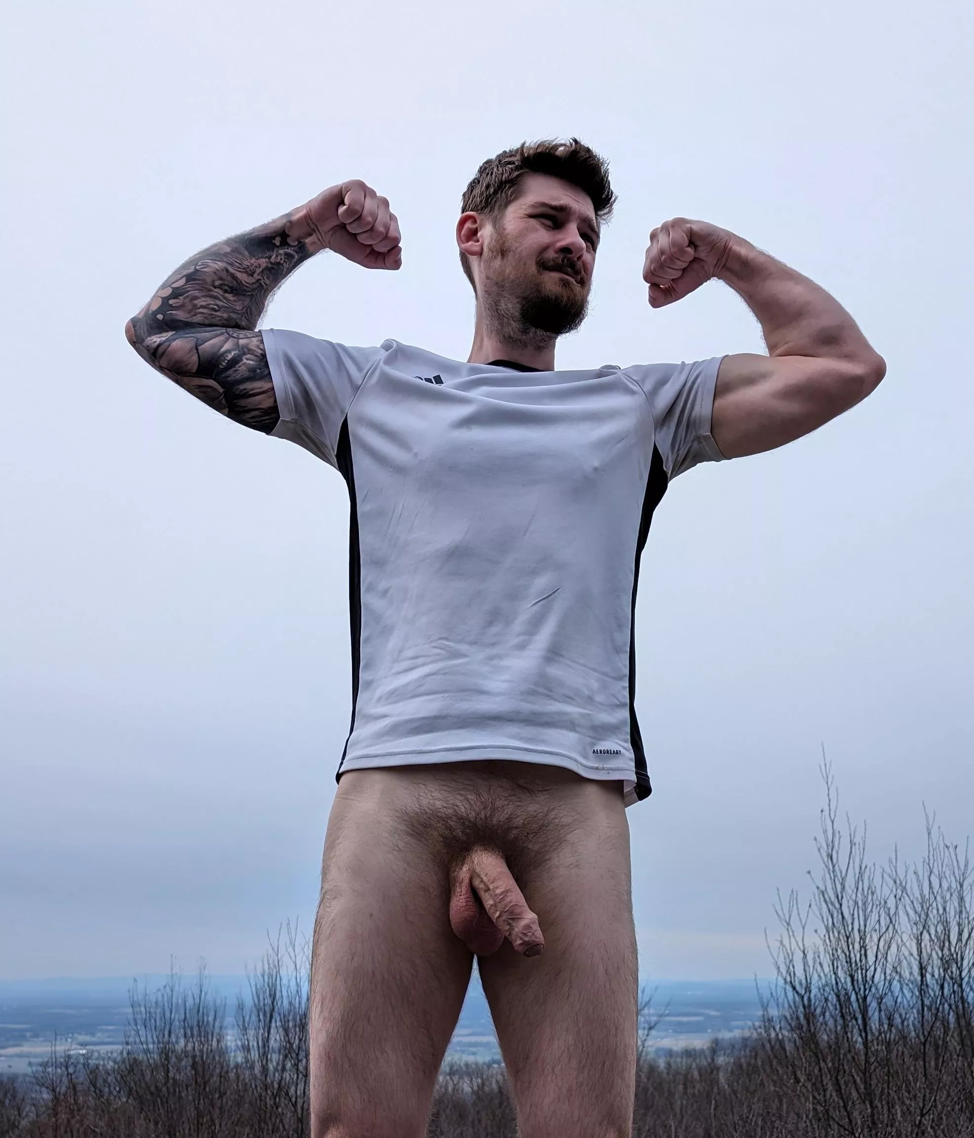 Love hiking with some bro's 