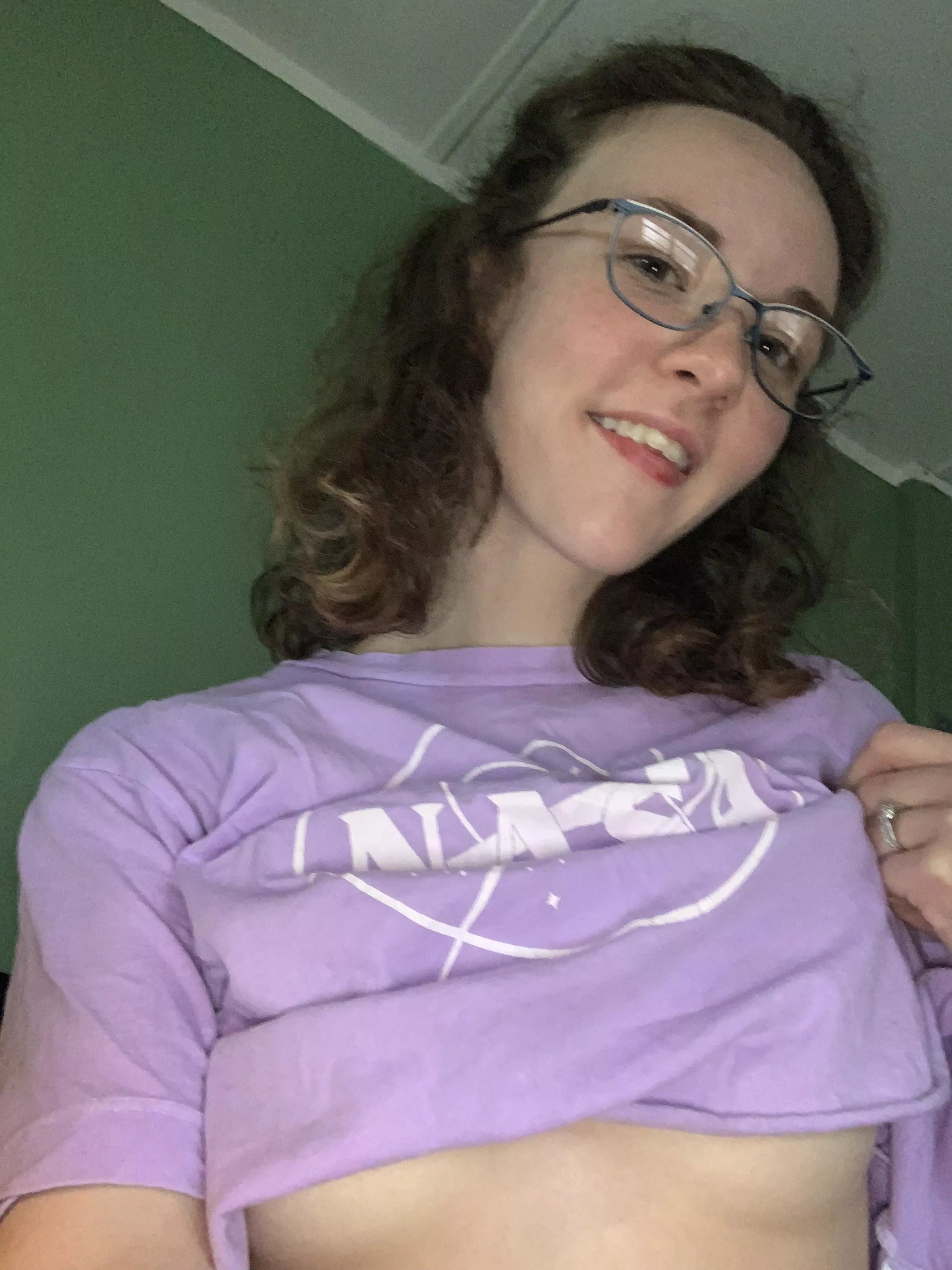 Raise it to the moon🥰