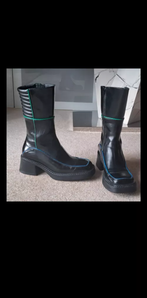 should I size up for miista boots?