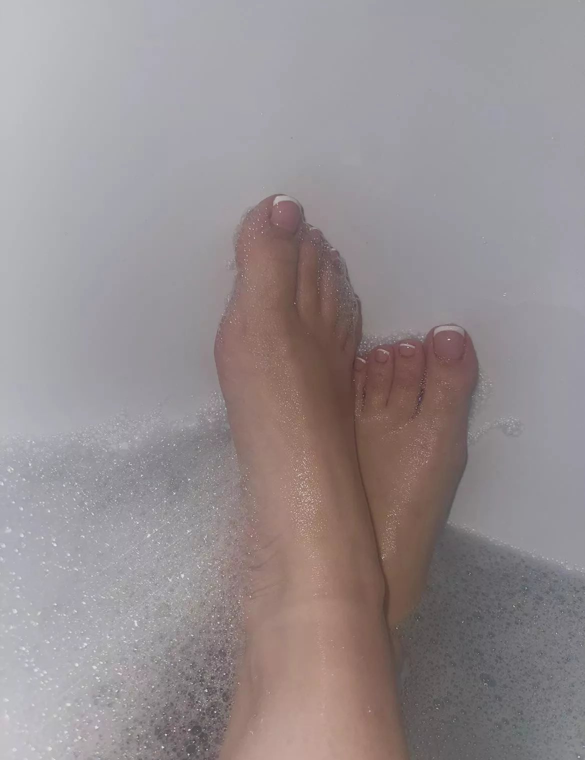 come into the bath and have your way with my feet
